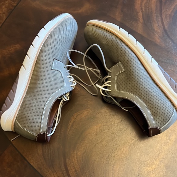 Johnston & Murphy Collection Men's Vaughn Perforated Plain Toe Oxfords - Picture 8 of 12